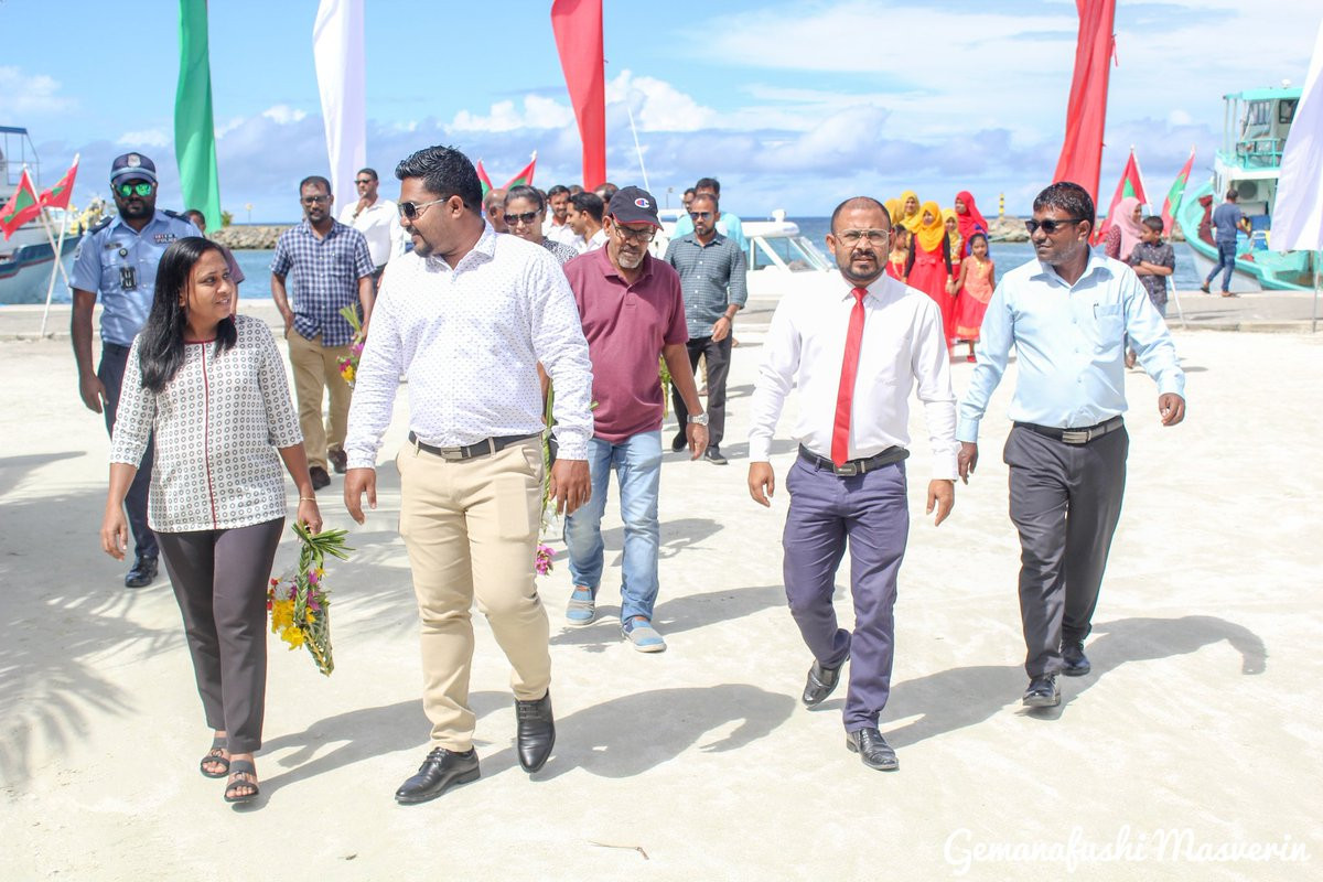 މިނިސްޓަރު ޒަހާ ގެމަނަފުއްޓަށް ކުރެއްވި ދަތުރުފުޅު ތެރެއިން