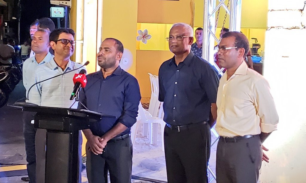 ހަސަން ލަތީފްގެ ކެމްޕެއިން އިވެންޓްގައި ރައީސް ނަޝީދު (ކ) ބައިވެރިވެވަޑައިގަންނަވަނީ