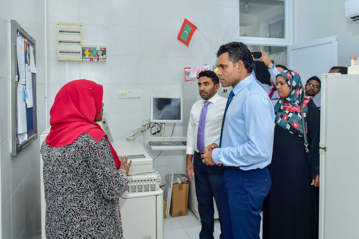 މި މަހުގެ 20 އިން 21 ނައިބު ރައީސް ފައިސަލް ނަސީމް ހދ. އަތޮޅުގެ ބައެއް ރަށްތަކަށް ވަނީ ވަޑައިގެން، ސަރުކާރުގެ މުއައްސަސާތައް ހިނގާ ގޮތް ބައްލަވާލައްވާފައި. ނައިބު ރައީސް ވަޑައިގެންނެވީ ކުޅުދުއްފުށްޓަށާއި، ނޮޅިވަރަމަށާއި، ހަނިމާދޫއަށް