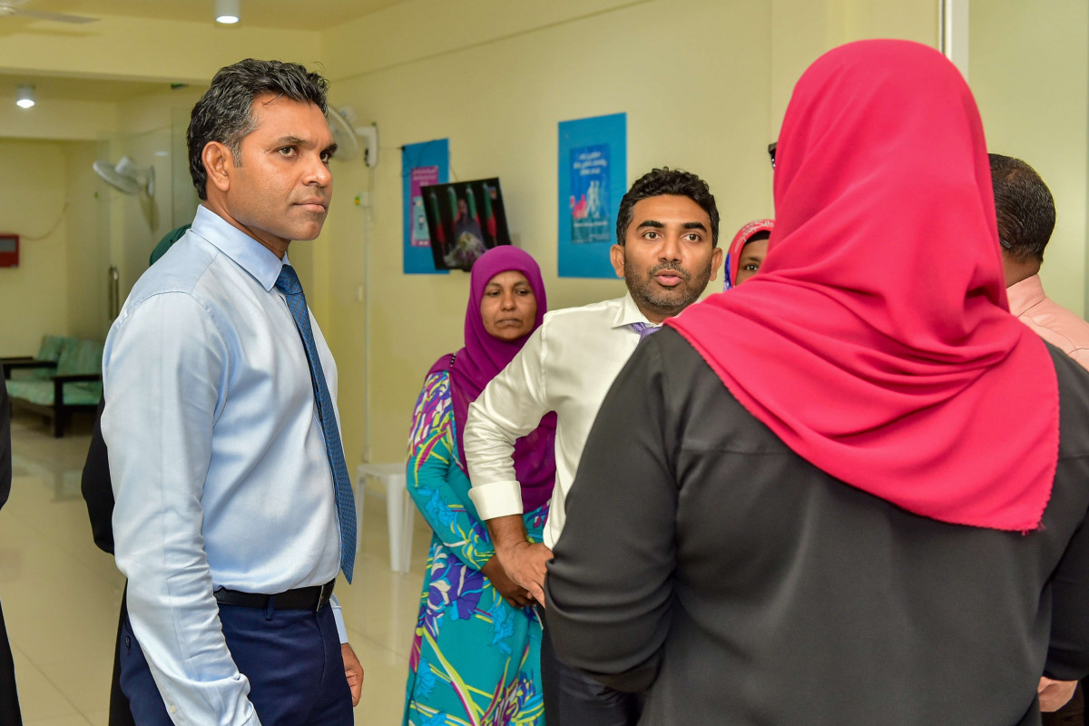 މި މަހުގެ 20 އިން 21 ނައިބު ރައީސް ފައިސަލް ނަސީމް ހދ. އަތޮޅުގެ ބައެއް ރަށްތަކަށް ވަނީ ވަޑައިގެން، ސަރުކާރުގެ މުއައްސަސާތައް ހިނގާ ގޮތް ބައްލަވާލައްވާފައި. ނައިބު ރައީސް ވަޑައިގެންނެވީ ކުޅުދުއްފުށްޓަށާއި، ނޮޅިވަރަމަށާއި، ހަނިމާދޫއަށް