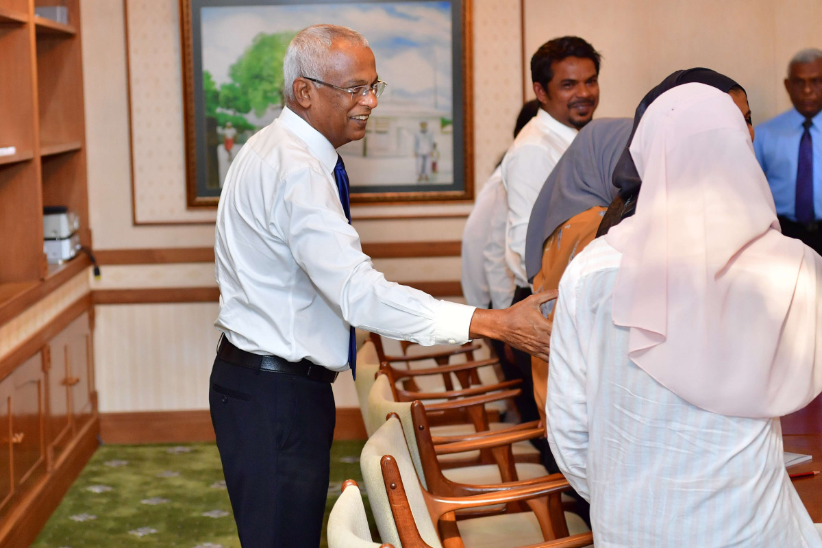 ކައުންސިލްތައް ބާރުވެރިކުރުމުގައި ސަރުކާރުން އަބަދުވެސް ފުރިހަމަ އެއްބާރުލުން ދެއްވަމުން ގެންދަވާނެ ކަމުގައިވެސް އެމަނިކުފާނު ވިދާޅުވި