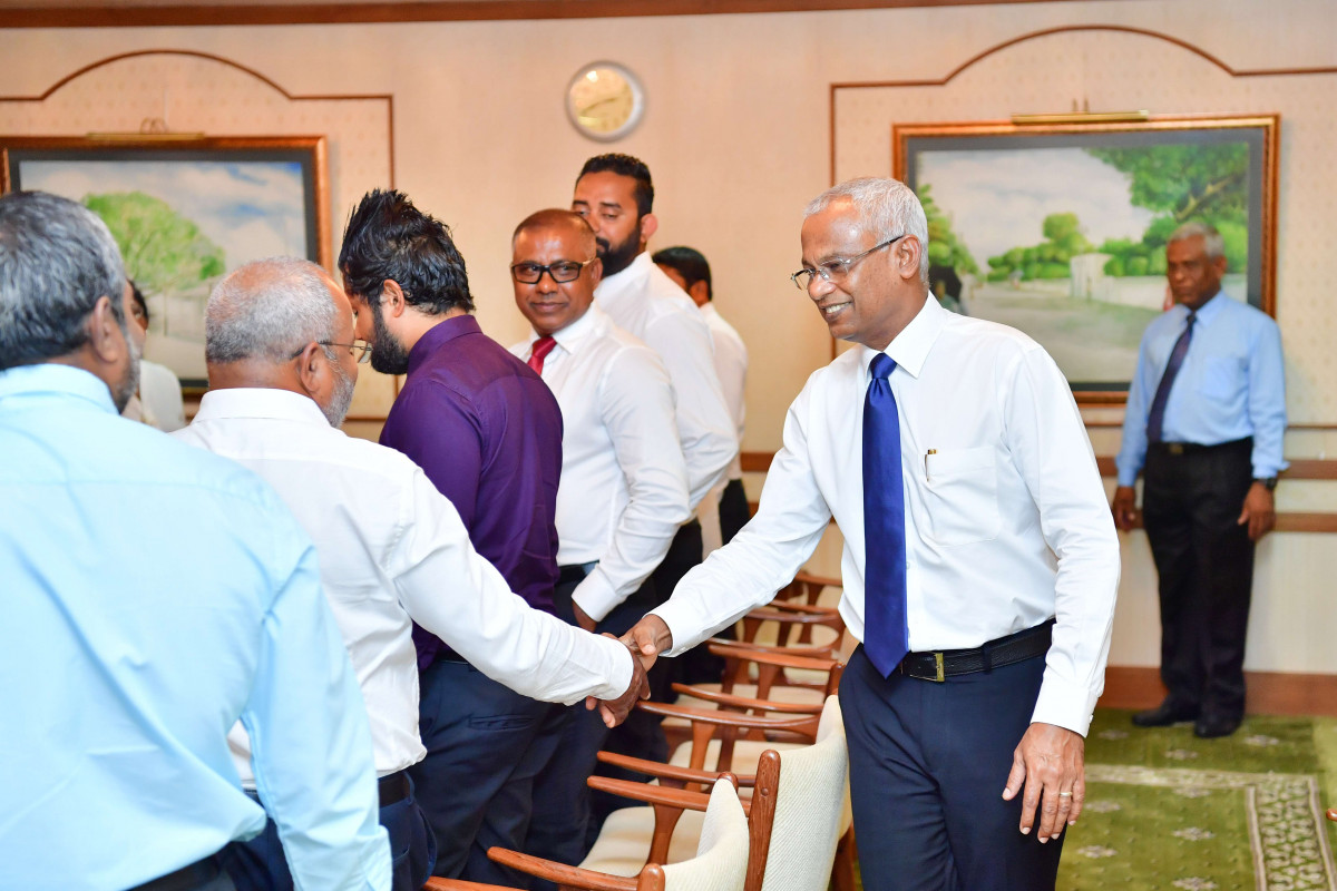 ސިޓީ ކައުންސިލްތަކަށް ދިމާވެފައިވާ ދަތިތައް ހައްލު ކޮށްދެއްވައި، ހަރުދަނާ ގޮތެއްގައި ސިޓީ ކައުންސިލްތަކުގެ ޒިންމާ އަދާ ކުރެވޭނެ އިންތިޒާމު ސަރުކާރުން ހަމަޖައްސަވައިދެއްވަން މަސައްކަތްޕުޅު ކުރައްވާނެ ކަމުގައި ރައީސުލްޖުމްހޫރިއްޔާ ވިދާޅުވި