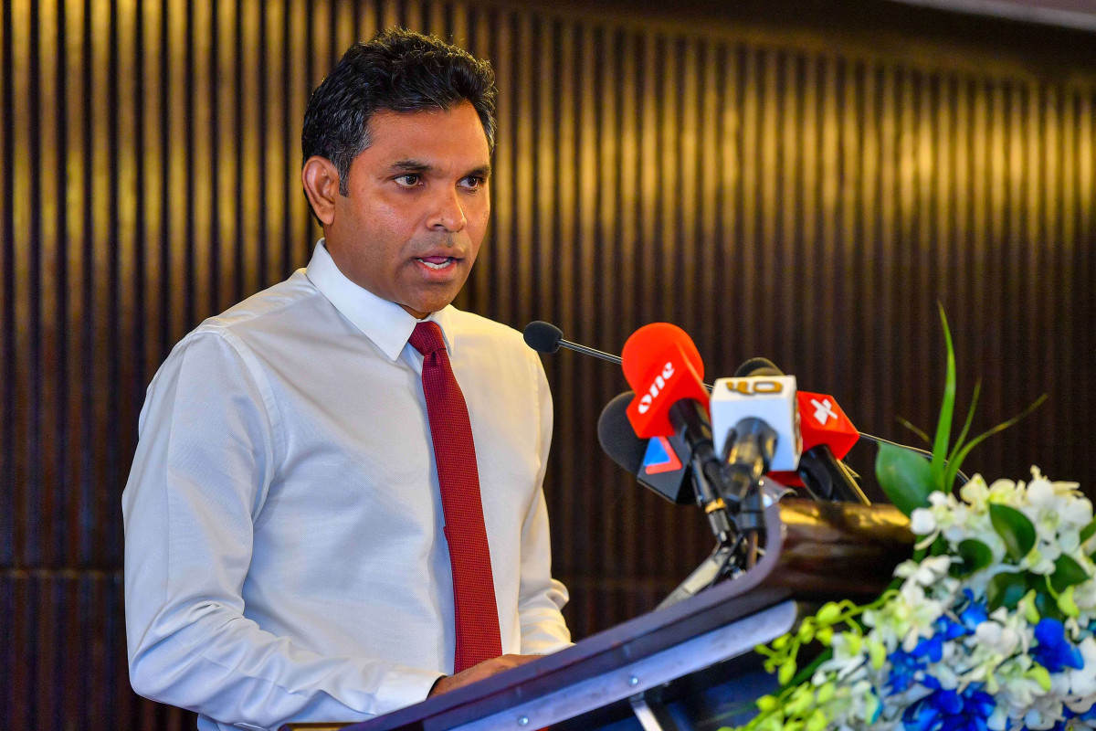 ސިއްޙަތަށް ރަނގަޅު ނޫން ބާވަތްތަކާމެދު ހޭލުންތެރިކުރުމަށް ކުރެވޭ ހޭދަ އިތުރުކުރުމުގެ ވަޢުދުގެ ދަށުން ހިންގުމަށް ހަމަޖެހިފައިވާ ޙަރަކާތްތައް އިފުތިތާޙުކުރުން - މި ޕްރޮގްރާމް ކާމިޔާބު ކަމާއެކު ހިންގުމުގައި ޤައުމުގެ ހުރިހާ ރައްޔިތުން ގުޅިގެން މަސައްކަތް ކޮށްދެއްވުމަށް ރައީސުލްޖުމްހޫރިއްޔާގެ ނާއިބު އެދިވަޑައިގެންނެވި -- ފޮޓޯ: ރައީސް އޮފީސް