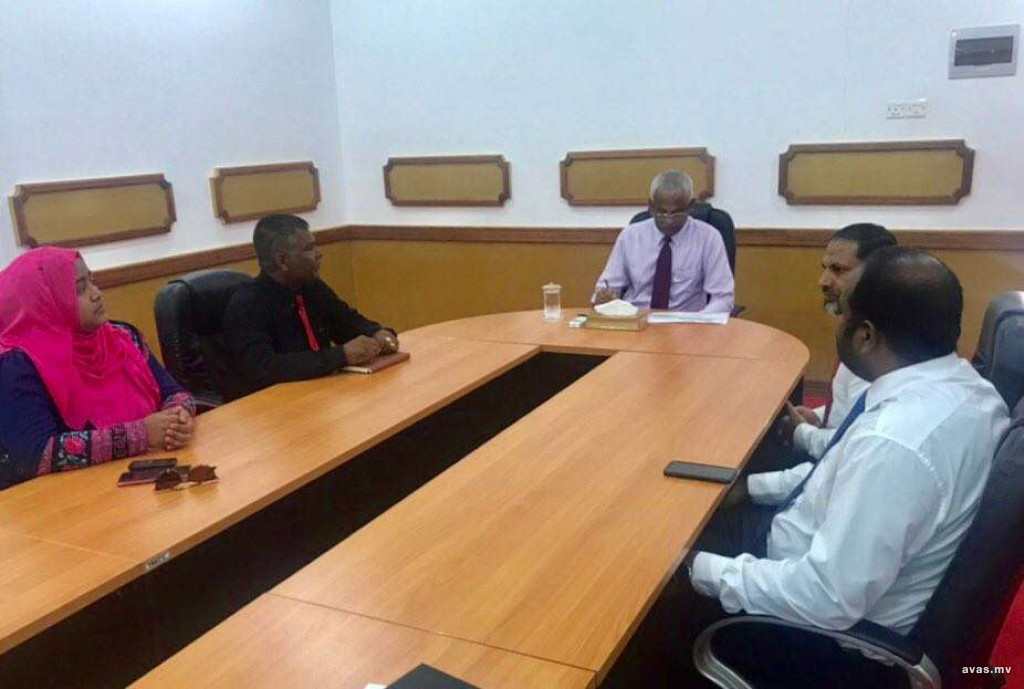 ދުވާފަރު ކައުންސިލާއި ރައީސް ބައްދަލު ކުރައްވަނީ