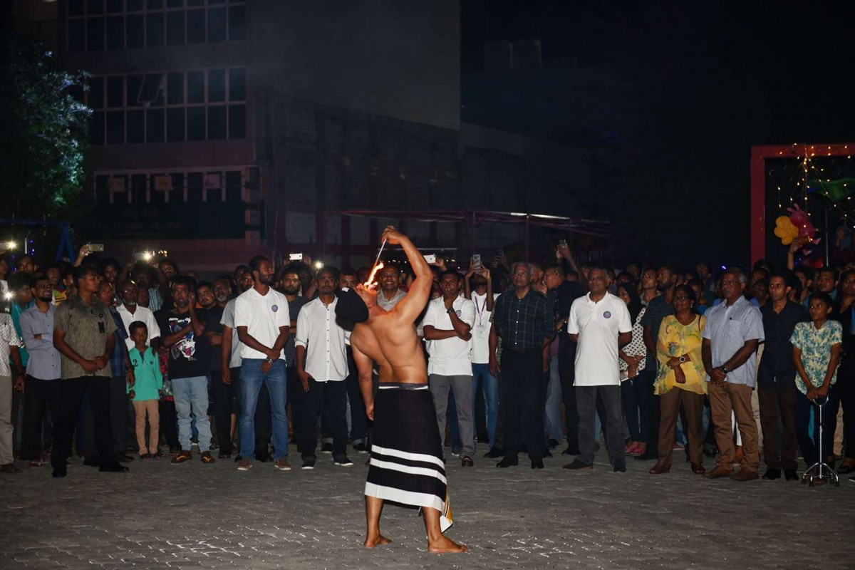 ރައީސުލްޖުމްހޫރިއްޔާ "ހަފުތާ ރެސް" ބައްލަވާލެއްވުން - ހަފްތާ ރެސް މިރޭ އިފްތިތާހު ކޮށްފައި ވަނީ އަލިފާނުގެ ކުޅިވަރަކުން -- ފޮޓޯ: ރައީސް އޮފީސް