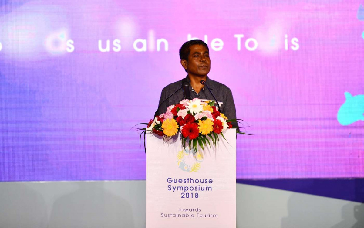 ޑިސެމްބަރު 29، 2018: ގެސްޓް ހައުސް މަހާސިންތާ ނިންމުމުގެ ރަސްމިއްޔާތުގައި ރައީސް ސޯލިހް އާއި ދައުލަތުގެ އިސްވެރިން އަދި އިންޑަސްޓްރީގެ ބޭފުޅުން ބައިވެރިވެވަޑައިގެންނެވި