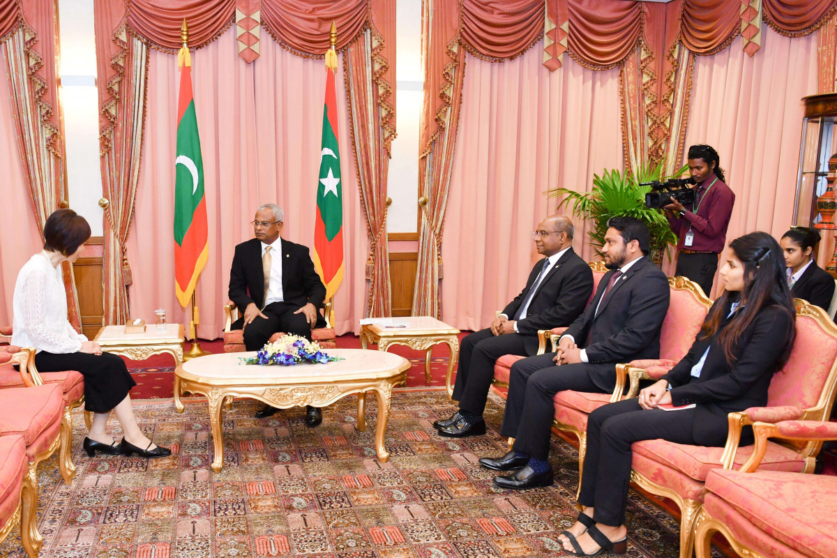 ރައީސުލްޖުމްހޫރިއްޔާ ވަނީ ދެޤައުމުން ގުޅިގެން ކުރިޔަށް އޮތް ދުވަސްތަކުގައި ރާއްޖޭގެ އިޤްތިޞާދީ ތަރައްޤީއަށް  މަސައްކަތްކުރައްވަން ބޭނުންފުޅުވާކަން ފާހަގަކުރައްވައިފަ -- ފޮޓޯ: ރައީސް އޮފީސް