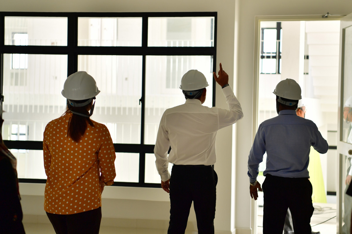 ދޮންބާޑަރައިންނަށް ހުރަވީގެ ނަމުން މުޚާތަބު ކުރަނީ އެ ރަދުންނަކީ މާލެ އަތޮޅު ހުރާ އަށް ނިސްބަތްވާ ބޭފުޅަކަށް ވާތީ -- ފޮޓޯ: ރައީސް އޮފީސް