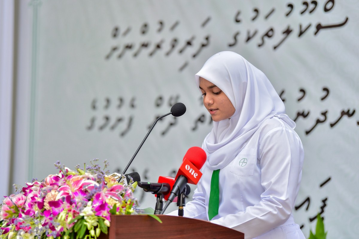 ޖެނުއަރީ 13، 2019: ސްކޫލް ދަރިވަރުންނަށް ހިލޭ ނާސްތާ ދިނުމުގެ ޕްރޮގްރާމް ފެށުމަށްޓަކައި އަމީނިއްޔާ ސްކޫލުގައި ބޭއްވި ރަސްމިއްޔާތުގެ ތެރެއިން