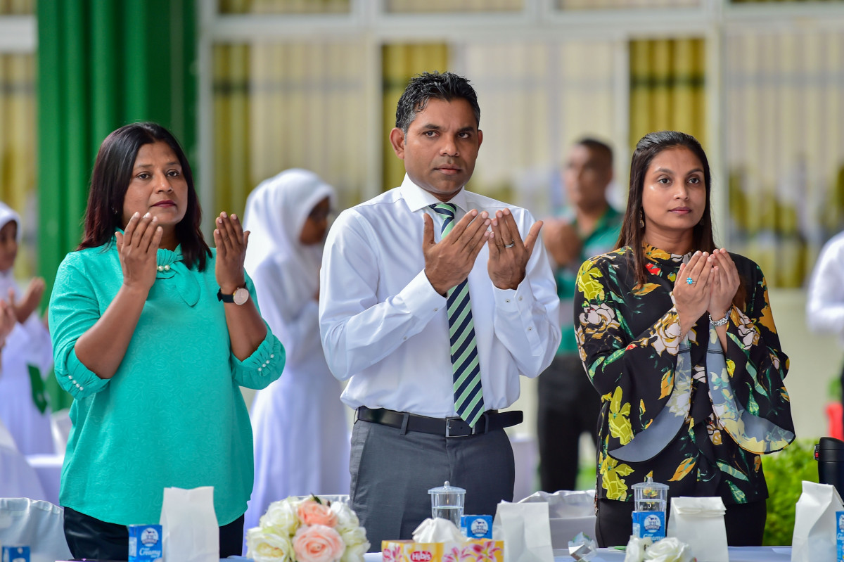 ޖެނުއަރީ 13، 2019: ސްކޫލް ދަރިވަރުންނަށް ހިލޭ ނާސްތާ ދިނުމުގެ ޕްރޮގްރާމް ފެށުމަށްޓަކައި އަމީނިއްޔާ ސްކޫލުގައި ބޭއްވި ރަސްމިއްޔާތުގެ ތެރެއިން
