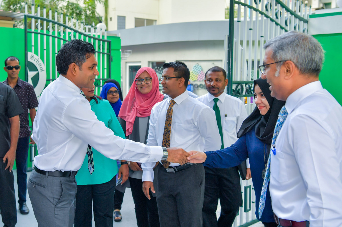 ޖެނުއަރީ 13، 2019: ސްކޫލް ދަރިވަރުންނަށް ހިލޭ ނާސްތާ ދިނުމުގެ ޕްރޮގްރާމް ފެށުމަށްޓަކައި އަމީނިއްޔާ ސްކޫލުގައި ބޭއްވި ރަސްމިއްޔާތުގެ ތެރެއިން