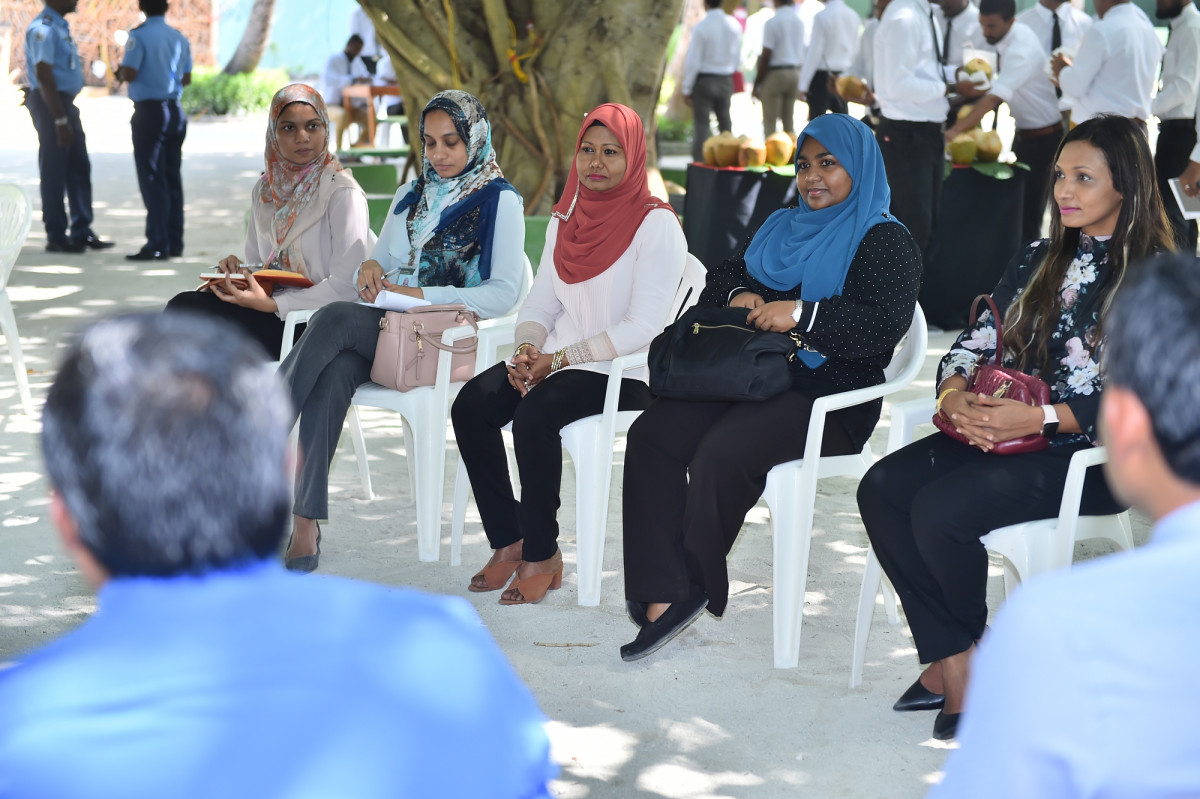 ރައީސުލްޖުމްހޫރިއްޔާގެ ނައިބު ފައިޞަލް ނަސީމް ހިންމަފުއްޓަށް ޒިޔާރަތްކުރެއްވުން -- ފޮޓޯ: ރައީސް އޮފީސް