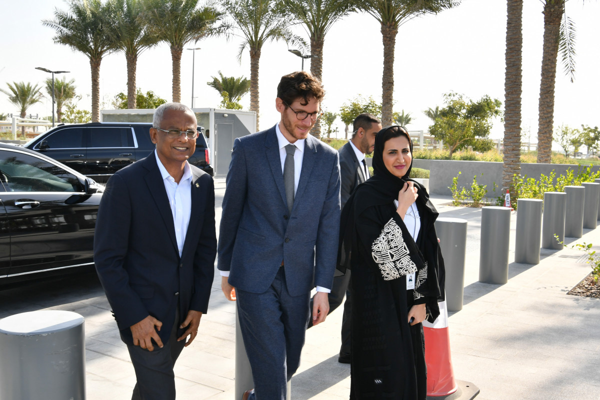 ރައީސުލްޖުމްހޫރިއްޔާ އަބޫދާބީގެ ލޫވްރ މިއުޒިއަމް ބައްލަވާލެއްވުން -- ފޮޓޯ: ރައީސް އޮފީސް