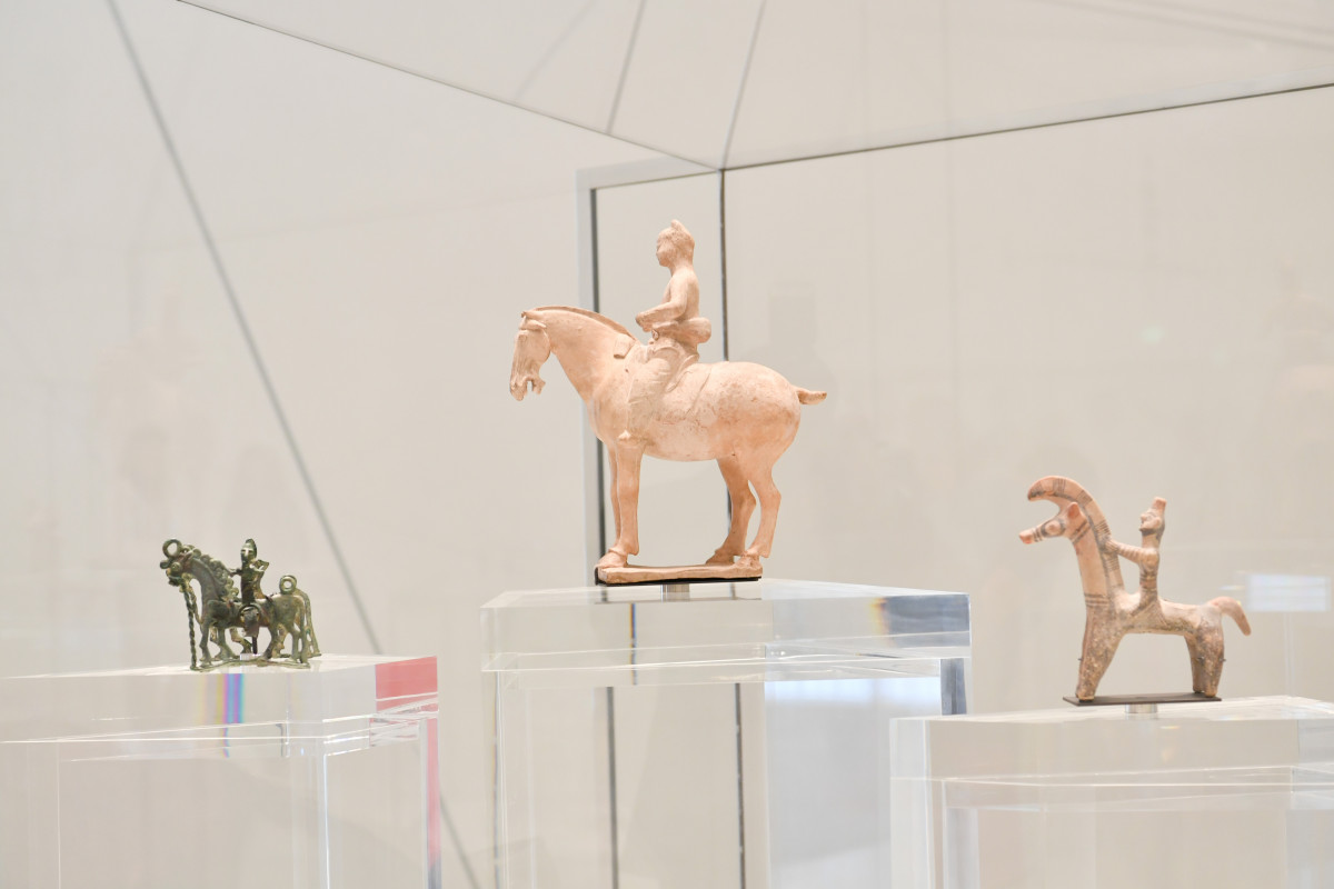 ރައީސުލްޖުމްހޫރިއްޔާ އަބޫދާބީގެ ލޫވްރ މިއުޒިއަމް ބައްލަވާލެއްވުން -- ފޮޓޯ: ރައީސް އޮފީސް