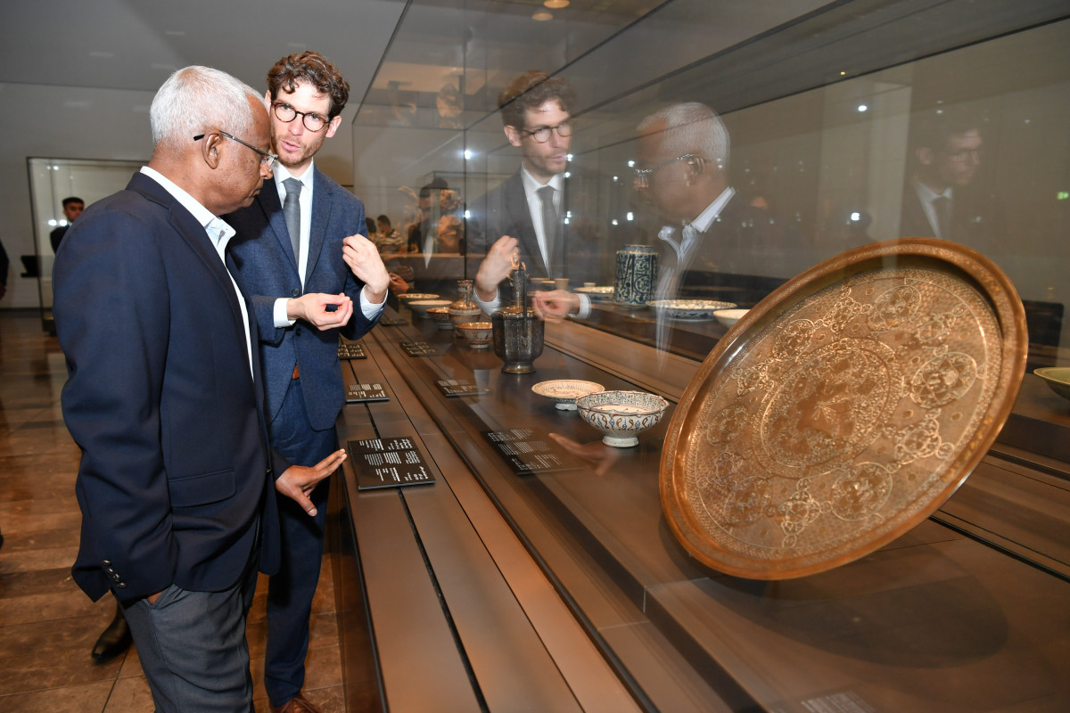 ރައީސުލްޖުމްހޫރިއްޔާ އަބޫދާބީގެ ލޫވްރ މިއުޒިއަމް ބައްލަވާލެއްވުން -- ފޮޓޯ: ރައީސް އޮފީސް