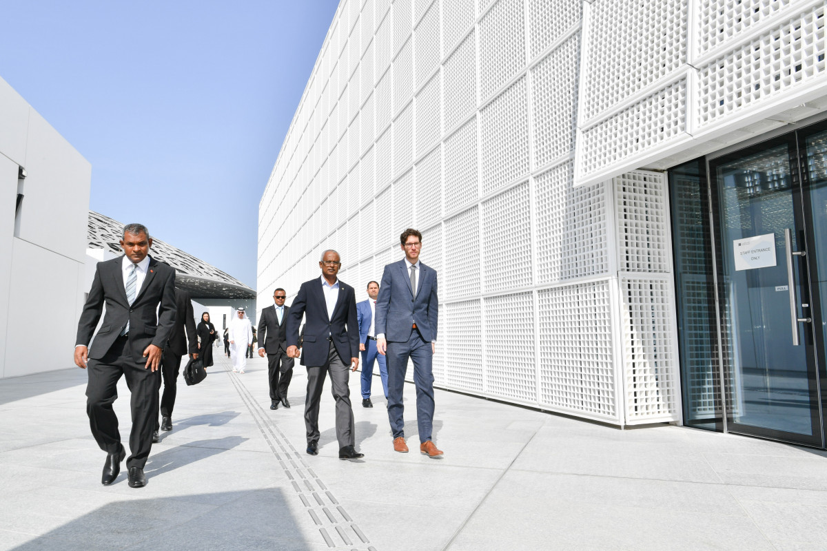 ރައީސުލްޖުމްހޫރިއްޔާ އަބޫދާބީގެ ލޫވްރ މިއުޒިއަމް ބައްލަވާލެއްވުން -- ފޮޓޯ: ރައީސް އޮފީސް