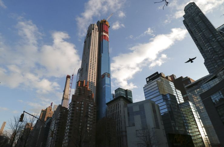 ހަދަމުންދާ 220 ސެންޓްރަލް ޕާކްގެ ފޮޓޮއެއް