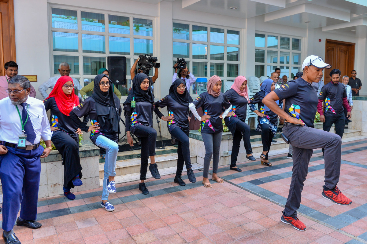 އެގޮތުން ކެންސަރަށް މަގުފަހިވާ ފަދަ ކަންކަން ދަނެގަތުމާއި ކެންސަރުގެ އަލާމާތްތައް ދަނެގަތުމާއި ދުޅަހެޔޮ ދިރިއުޅުމަށް ހޭލުންތެރިވާނެ މައުލޫމާތު އެ ޓޫލްކިޓުގައި ހިމެނޭނެ ކަމަށް އެ ޖަމިއްޔާއިން ބުނެ އެވެ.