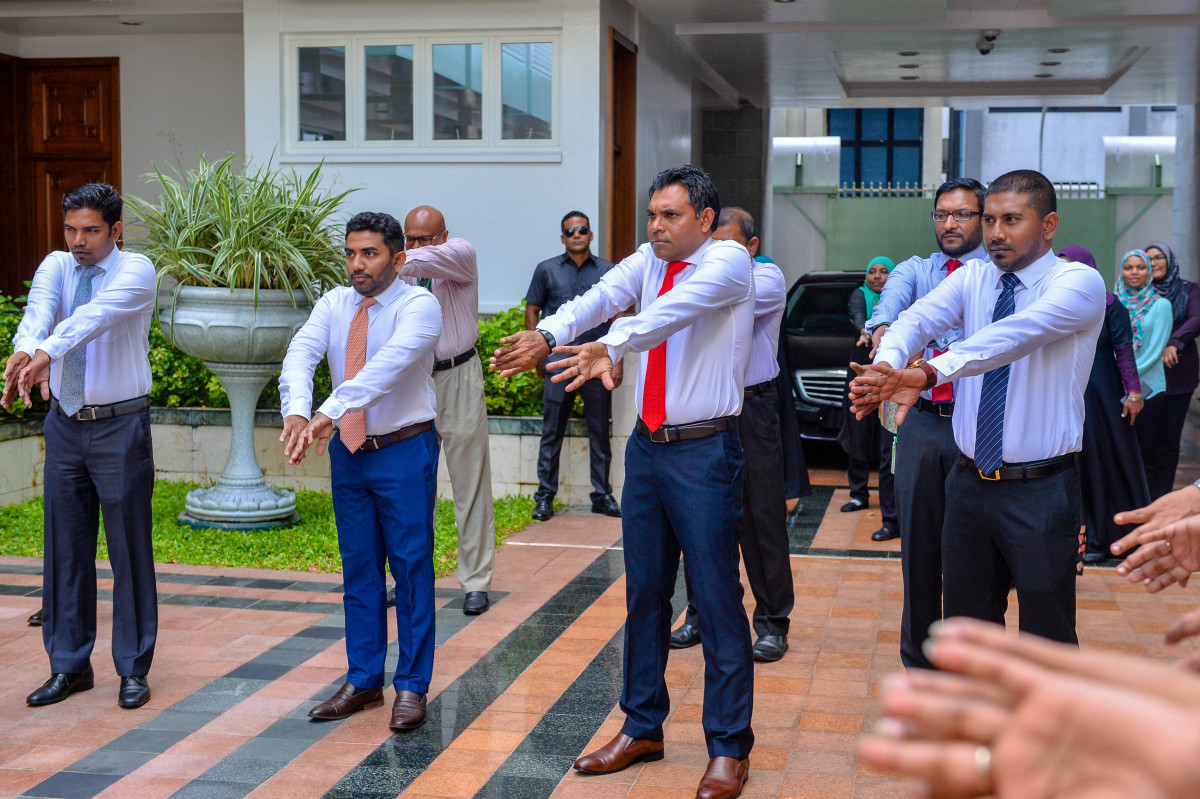 އަނގައިގެ ކެންސަރު ޖެހުމަށް މަގުފަހިވާ ކަންތައްތަކުގެ ތެރޭގައި ދުންފަތުގެ އިސްތިއުމާލުކުރުމާއި ގިނައިން ދުފުމާއި އަދި ސުޕާރީ ފަދަތަކެތި ބޭނުންކުރުން ހިމެނޭ އެވެ.