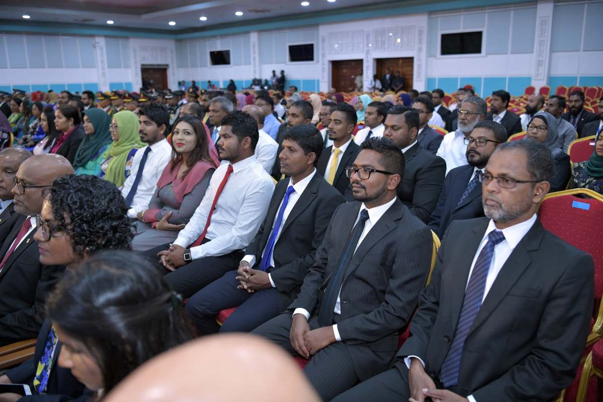 ފެބްރުއަރީ 7، 2019: ރައީސް ސޯލިހްގެ ފުރަތަމަ ރިޔާސީ ބަޔާން ހުށަހެޅުއްވުން ދަރުބާރުގޭގައި ބޭއްވި ރައްޔިތުންގެ މަޖިލީހުގެ ޖަލްސާގެ ތެރެއިން