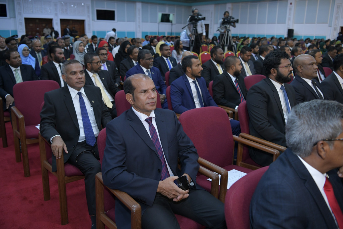 ފެބްރުއަރީ 7، 2019: ރައީސް ސޯލިހްގެ ފުރަތަމަ ރިޔާސީ ބަޔާން ހުށަހެޅުއްވުން ދަރުބާރުގޭގައި ބޭއްވި ރައްޔިތުންގެ މަޖިލީހުގެ ޖަލްސާގެ ތެރެއިން