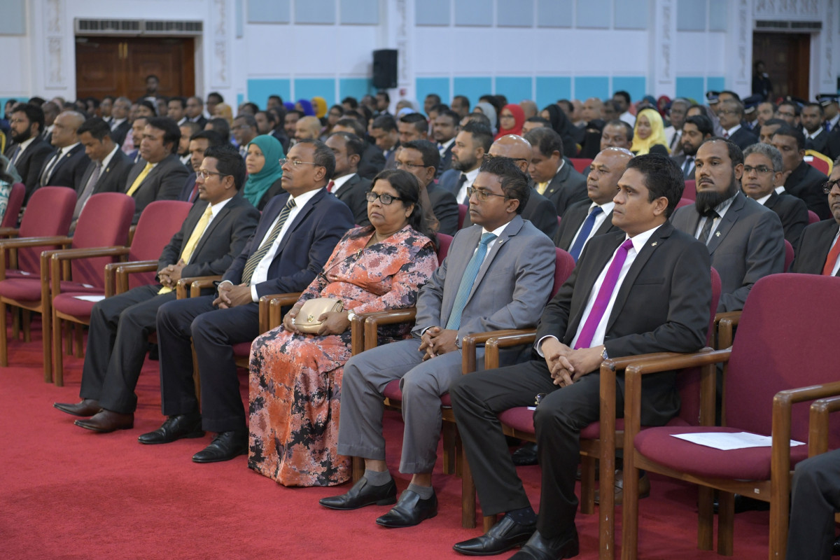 ފެބްރުއަރީ 7، 2019: ރައީސް ސޯލިހްގެ ފުރަތަމަ ރިޔާސީ ބަޔާން ހުށަހެޅުއްވުން ދަރުބާރުގޭގައި ބޭއްވި ރައްޔިތުންގެ މަޖިލީހުގެ ޖަލްސާގެ ތެރެއިން