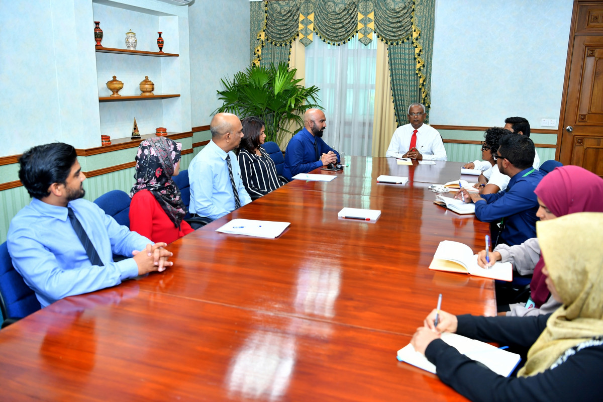 ފްލެޓްތައް ދޫކޮށްފައިވާ ގޮތް ރިވިއުކޮށް، އިންސާފުވެރި، ދެފުށް ފެންނަ ގޮތަކަށް ފްލެޓް ލިބުން ހައްގުވާ ފަރާތްތަކަށް ފްލެޓް ލިބޭނެ ގޮތް ހެދުންވެސް ހިމެނޭ -- ފޮޓޯ: ރައީސް އޮފީސް