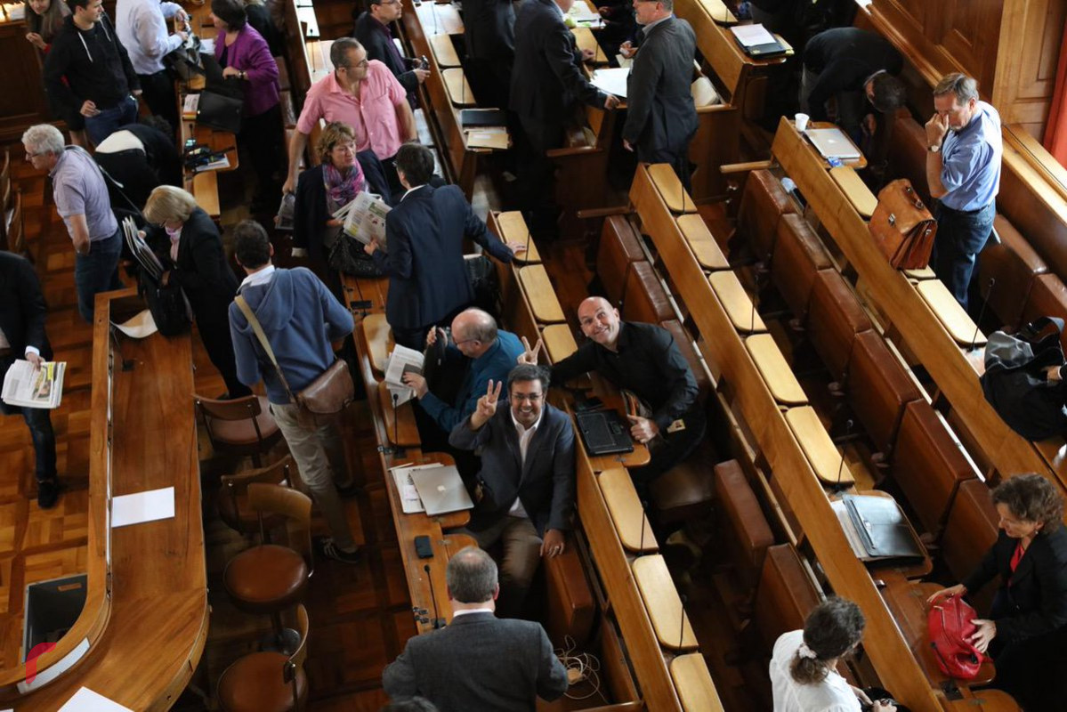 ނިކް، ގާނޫނު ހަދާ މަޖިލީހުގައި