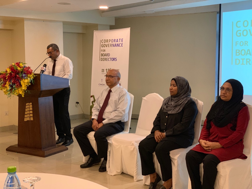 ބޯޑި ޑިރެކްޓަރުންނަށް އަމާޒުކޮށް ކުރިއަށްގެންދާ ކޯޕަރޭޓް ގަވަރނަންސް ތަމްރީނު