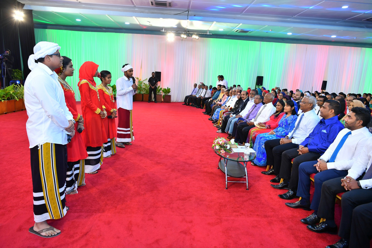 ފެބްރުއަރީ 21، 2019: ބައިނަލްއަޤްވާމީ މާދަރީ ބަހުގެ ދުވަސް ފާހަގަކުރުމަށް ދަރުބާރުގޭގައި ބޭއްވި ޖަލްސާގެ ތެރެއިން