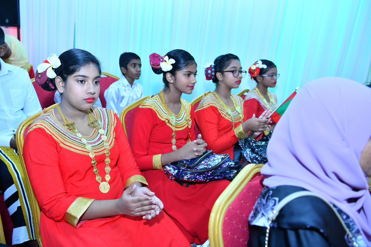 ފެބްރުއަރީ 21، 2019: ބައިނަލްއަޤްވާމީ މާދަރީ ބަހުގެ ދުވަސް ފާހަގަކުރުމަށް ދަރުބާރުގޭގައި ބޭއްވި ޖަލްސާގެ ތެރެއިން