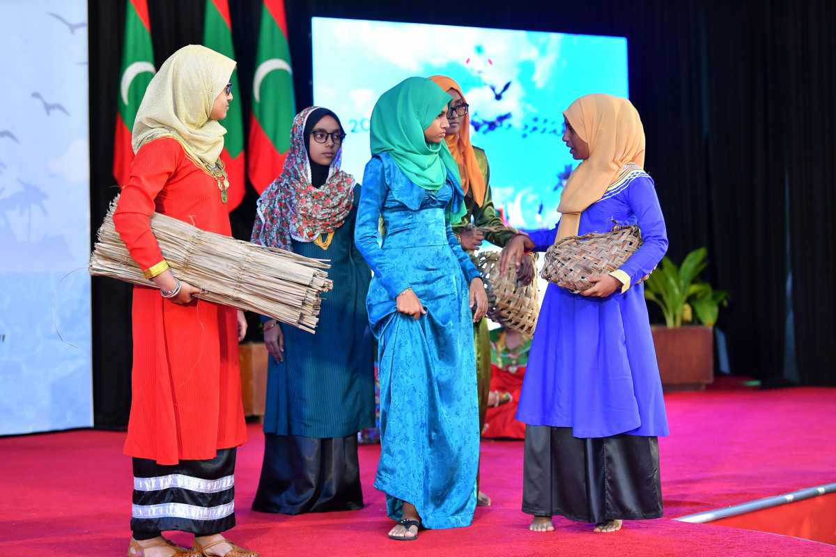 ފެބްރުއަރީ 21، 2019: ބައިނަލްއަޤްވާމީ މާދަރީ ބަހުގެ ދުވަސް ފާހަގަކުރުމަށް ދަރުބާރުގޭގައި ބޭއްވި ޖަލްސާގެ ތެރެއިން