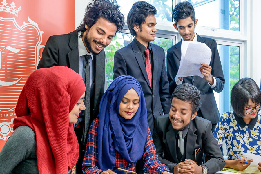 ކޮލެޖު ދަރިވަރުންތަކެއް