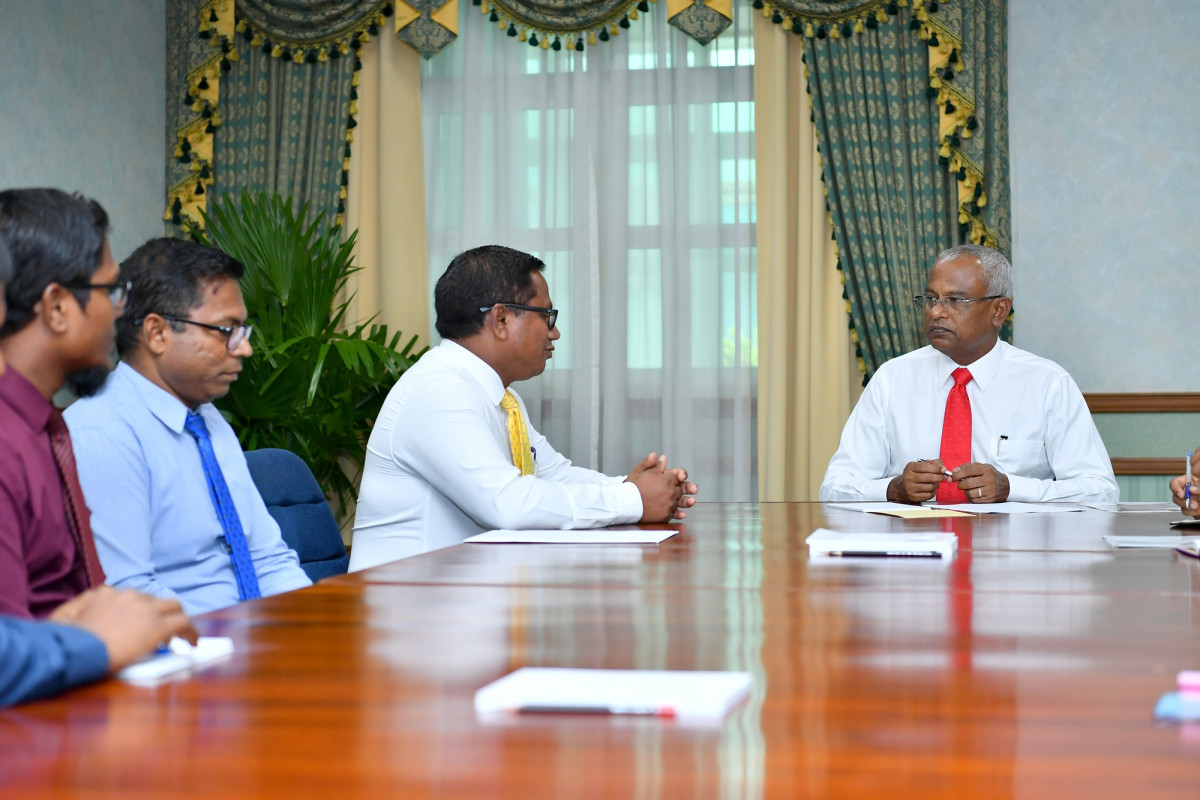 ރައީސް އިބްރާހިމް މުހައްމަދު ސޯލިހް، ކައުންސިލް މެމްބަރުންތަކަކާއެކު