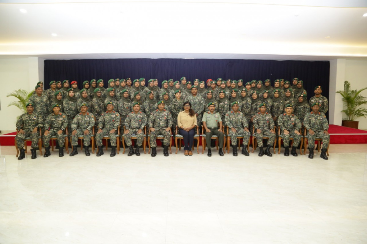 އަންހެން ސިފައިންގެ ޚިދުމަތް ދިވެހި އަސްކަރިއްޔާގައި އުފެދިގެންދިޔައީ 65 އަންހެން ސިފައިންނާއެކު