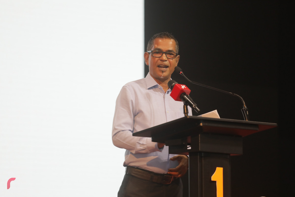 09 މާރިޗް 2019 --ހއ.ހޯރަފުށީ ދާއިރާއަށް ވާދަކުރައްވާ އެމްޑީޕީ ކެންޑިޑޭޓް އަހްމަދު ސަލީމްގެ ކެމްޕެއިން ޖަލްސާގެ ތެރެއިން.މުހައްމަދު ސަލީމް ވާހަކަފުޅު ދައްކަވަނީ-- ފޮޓޯ: ރާއްޖެ.އެމްވީ