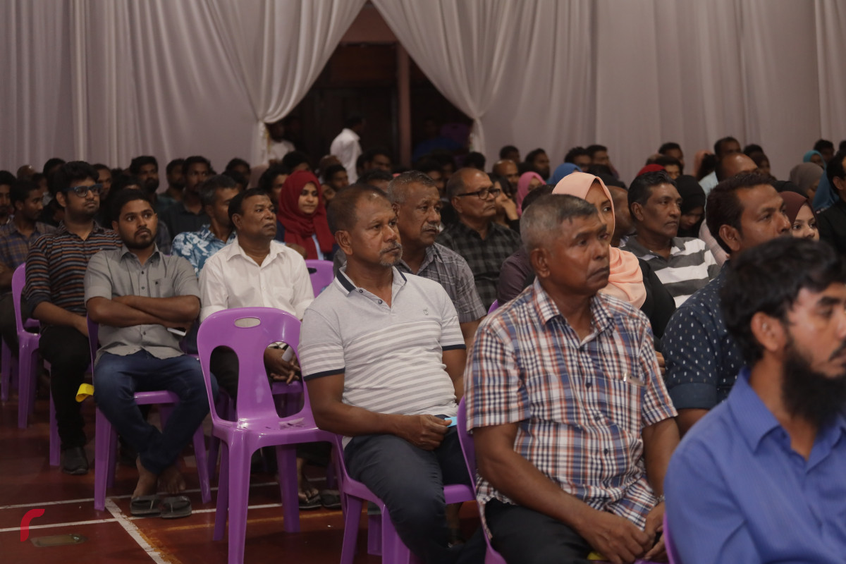 09 މާރިޗް 2019 --ހއ.ހޯރަފުށީ ދާއިރާއަށް ވާދަކުރައްވާ އެމްޑީޕީ ކެންޑިޑޭޓް އަހްމަދު ސަލީމްގެ ކެމްޕެއިން ޖަލްސާގެ ތެރެއިން.-- ފޮޓޯ: ރާއްޖެ.އެމްވީ