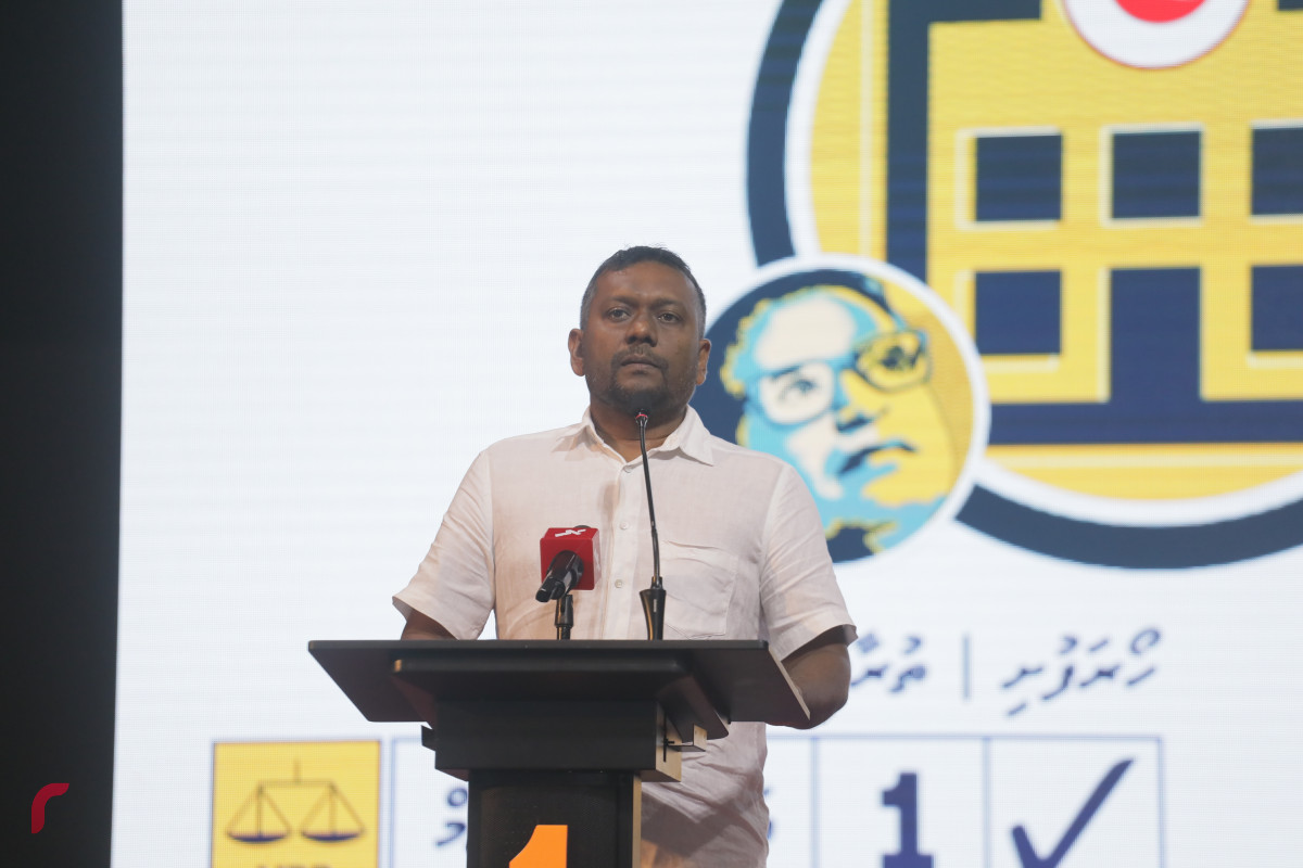 09 މާރިޗް 2019 --ހއ.ހޯރަފުށީ ދާއިރާއަށް ވާދަކުރައްވާ އެމްޑީޕީ ކެންޑިޑޭޓް އަހްމަދު ސަލީމްގެ ކެމްޕެއިން ޖަލްސާގެ ތެރެއިން.-- ފޮޓޯ: ރާއްޖެ.އެމްވީ
