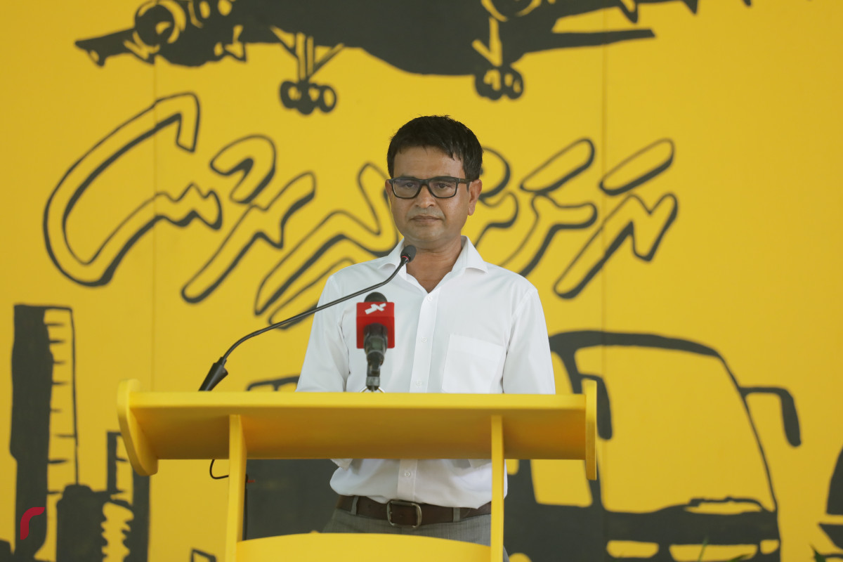 31 މާރިޗް 2019 -- ރައީސުލް ޖުމްހޫރިއްޔާ ހޯރަފުއްޓަށް ވަޑައިގަތުން، ހޯރަފުށީގައި ބޭއްވި ޖަލްސާގައި ހޯރަފުށި ދާއިރާގެ އެމްޑީޕީ ކެންޑިޑޭޓް އަހުމަދު ސަލީމް ވާހަކަ ދައްކަވަނީ-- ފޮޓޯ: ރާއްޖެ.އެމްވީ