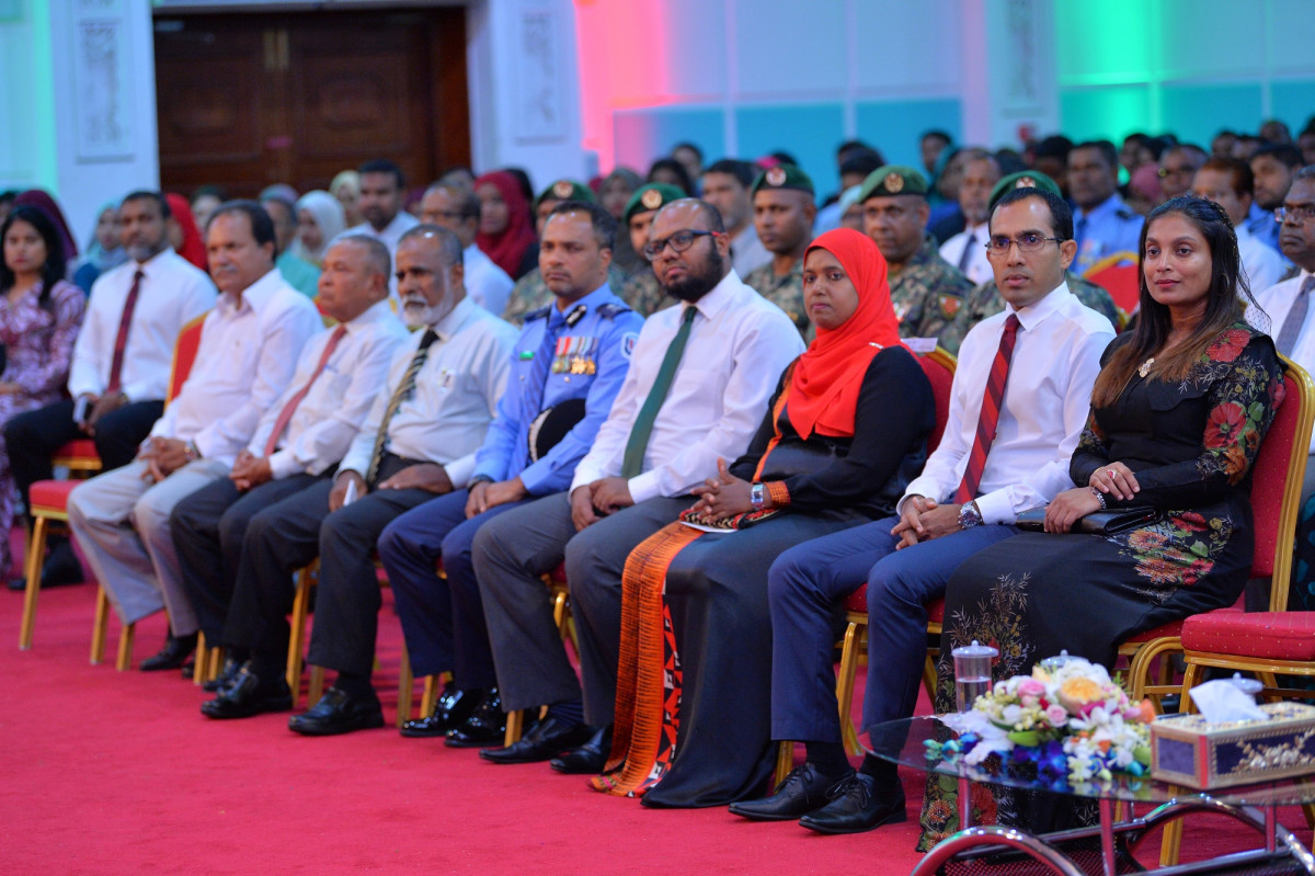 ޝަހީދުންގެ ދުވަހުގެ މުނާސަބަތުގައި ހޮނިހިރު ދުވަހުގެ ރޭ ބޭއްވި ޖަލްސާގެ ތެރެއިން