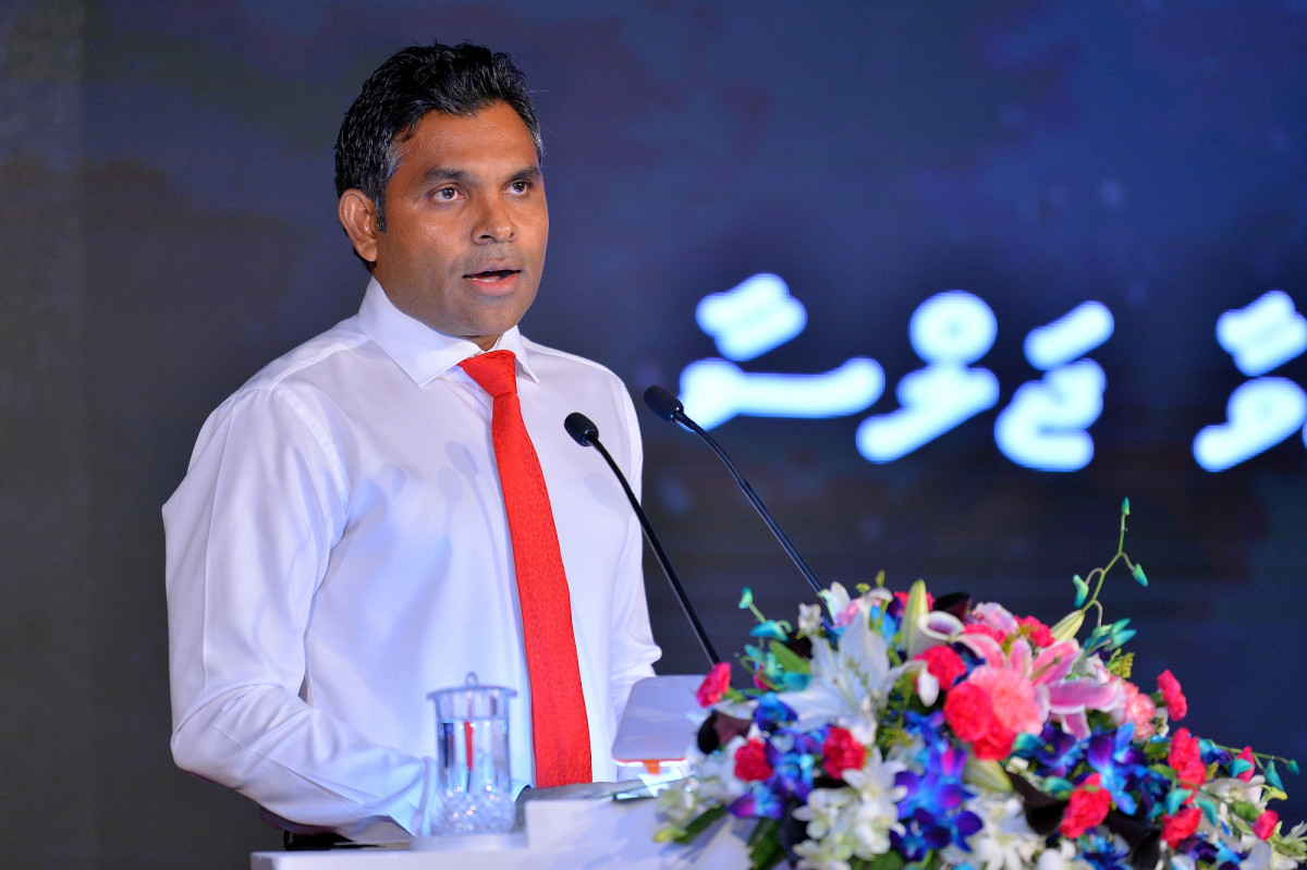 ޝަހީދުންގެ ދުވަހުގެ މުނާސަބަތުގައި ހޮނިހިރު ދުވަހުގެ ރޭ ބޭއްވި ޖަލްސާގައި ނައިބު ރައީސް ފައިސަލް ނަސީމް ވާހަކަފުޅު ދައްކަވަނީ