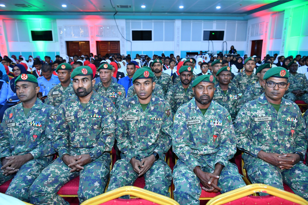 13 އޭޕްރިލް 2019: ޝަހީދުންގެ ދުވަހުގެ މުނާސަބަތުގައި ބާއްވި ރަސްމީ ޖަލްސާގެ ތެރެއިން -- ފޮޓޯ: ރައީސްއޮފީސް