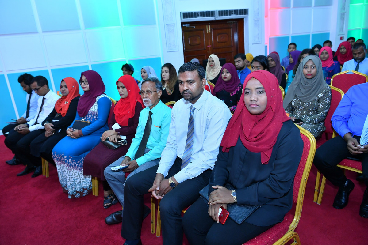 13 އޭޕްރިލް 2019: ޝަހީދުންގެ ދުވަހުގެ މުނާސަބަތުގައި ބޭއްވި ރަސްމީ ޖަލްސާގެ ތެރެއިން -- ފޮޓޯ: ރައީސްއޮފީސް