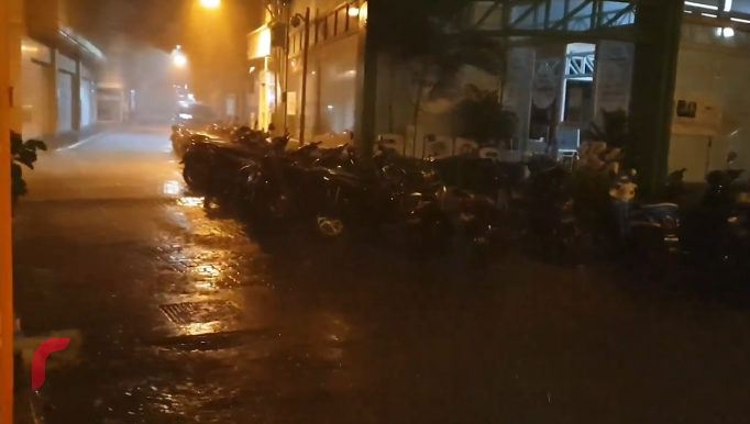 ރޭ މާލެއަށް ގުގުރުމާއި އެކު ބޮކޮށް ވާރޭވެހުނު