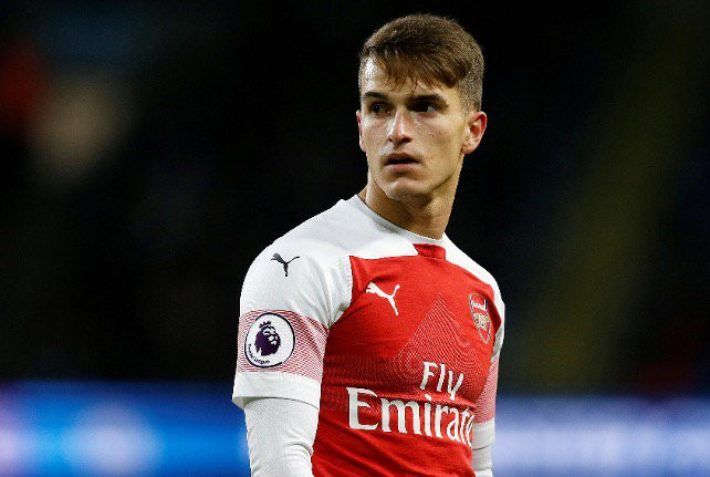 ޑެނިސް ސުއަރޭޒް