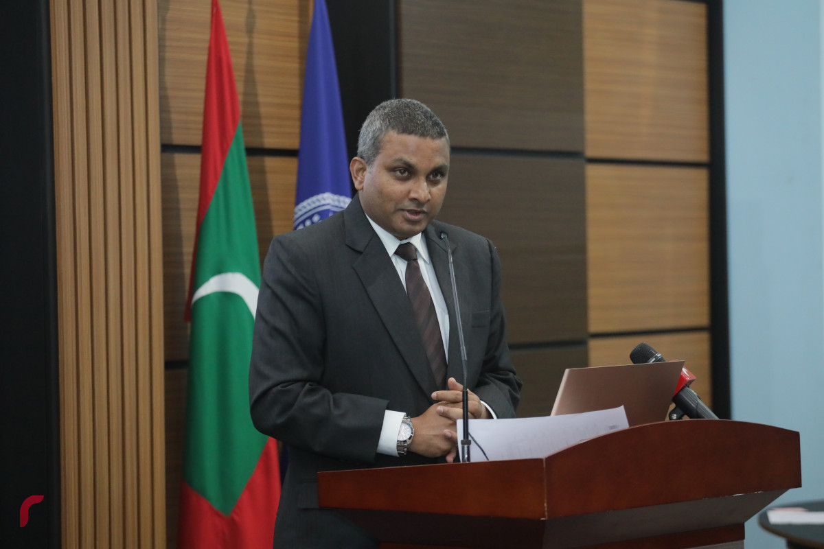 18 އޭޕްރިލް 2019 -- ގައުމީ ޔުނިވާސިޓީގެ ސްޓޫޑެންޓް ޔޫނިއަންގެ އެކި މަގާމުތަކަށް އައްޔަންކުރެވުނު ދަރިވަރުންނަށް މަގާމު ހަވާލުކުރުމާއި ގޮފިތައް އިފްތިތާހުކުރުމަށް ބޭއްވި ރަސްމިއްޔާތުގެ ތެރެއިން ފޮޓޯ: ޝުޢައިބް މުހައްމަދު