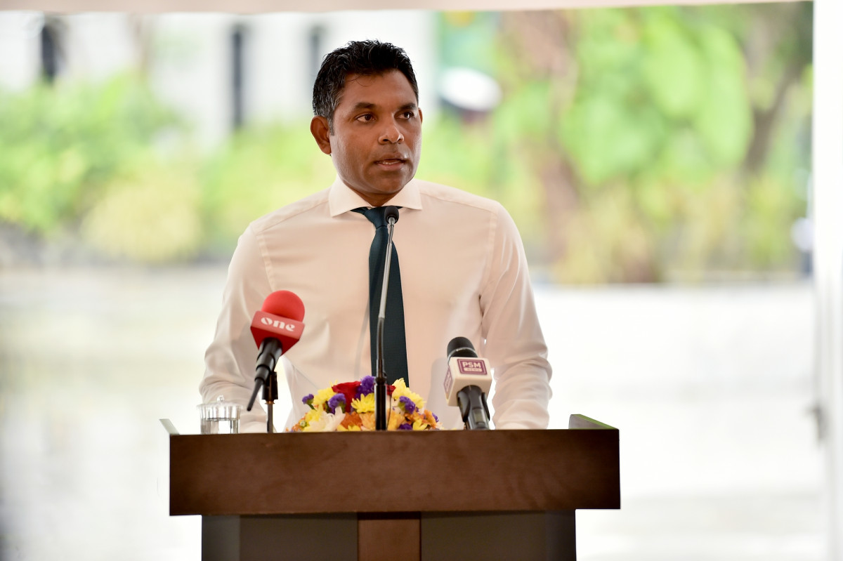 20 އޭޕްރިލް 2019 --"ދަރުމަ ކަމާކެމި" ހަރަކާތް އިފްތިތާހު ކުރުމުގެ ތެރެއިން: ނައިބު ރައީސް ސްޓޯލްތައް ބައްލަވާލައްވަނީ -- ފޮޓޯ: ރައީސް އޮފީސް،