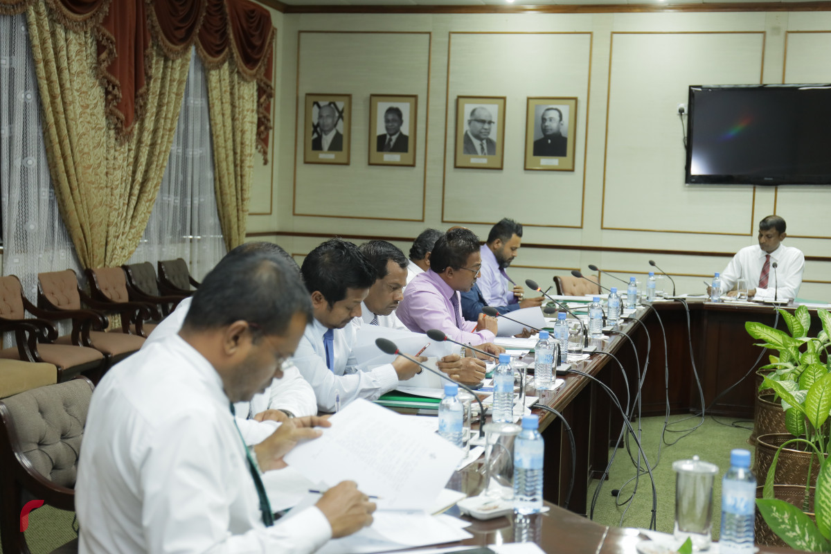 22 އޭޕްރިލް 2019: މިނިވަން މުއައްސަސާތަކާ ބެހޭ ކޮމެޓީގެ ބައްދަލުވުމުގެ ތެރެއިން،-- ފޮޓޯ: ޝުއައިބް މުހައްމަދު