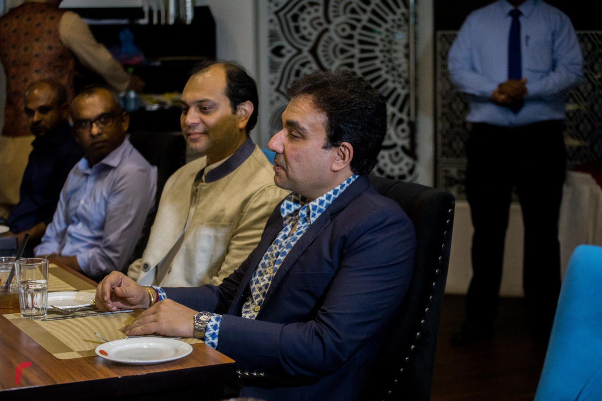 24 އޭޕްރިލް 2019 --އިންޑިއާގެ މަޝްހޫރު ތަންދޫރީ ކުކުޅުގެ ރެސްޓޯރެންޓް މޯތީ މަހަލު ރާއްޖޭގައި ހުޅުވުން. މި ރެސްޓޯރެންޓް ހުންނަނީ ރަސްފަންނުގެ ޕެވެލިއަންގައި-- ފޮޓޯ: ޝުއައިބް މުހައްމަދު