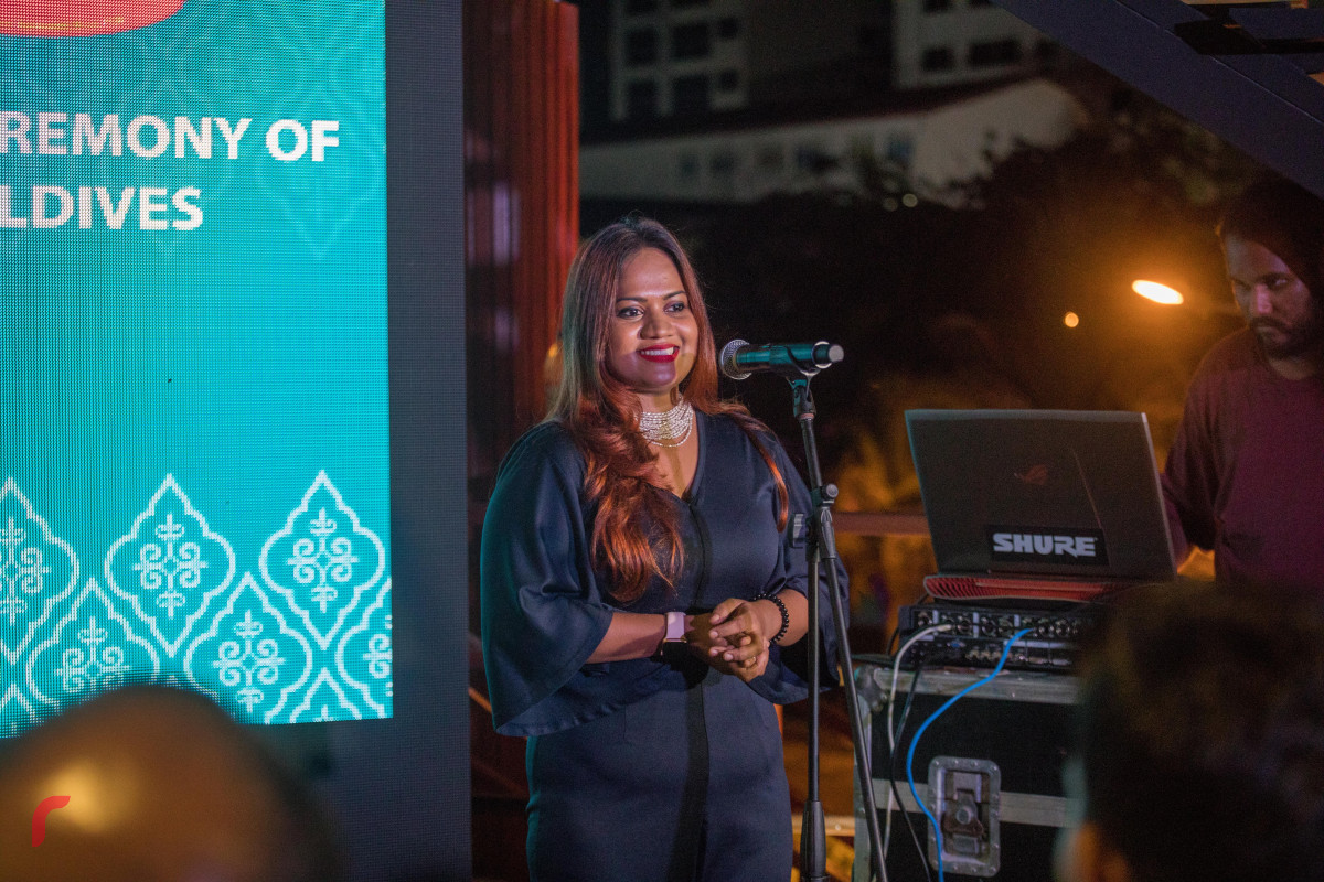 24 އޭޕްރިލް 2019 --އިންޑިއާގެ މަޝްހޫރު ތަންދޫރީ ކުކުޅުގެ ރެސްޓޯރެންޓް މޯތީ މަހަލު ރާއްޖޭގައި ހުޅުވުން. މި ރެސްޓޯރެންޓް ހުންނަނީ ރަސްފަންނުގެ ޕެވެލިއަންގައި-- ފޮޓޯ: ޝުއައިބް މުހައްމަދު